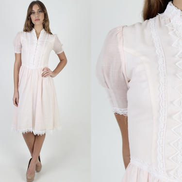 80s Jessica McClintock Dress / 1980s Plain Pink Prom Dress / Vintage Gunne Sax Button Up / Antique White Floral Womens Mini Midi Dress 