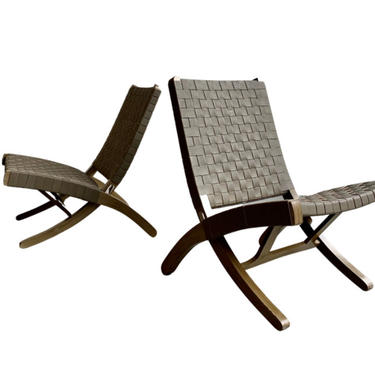 CONTEMPORARY / Mid Century Modern styled Leather FOLDING Lounge CHAIRS, a Pair 