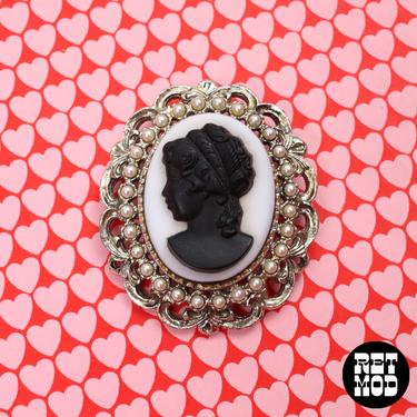 Large Beautiful Vintage Black & White Girl Cameo Brooch / Pendant with Pearls 