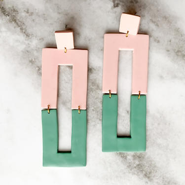 The LAUREN in Coral Pink + Moss //Polymer Clay Earrings // Statement Earrings // Modern Minimalist // Arch Design // Geometric Design // 