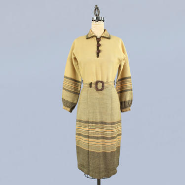 1930s Dress /  30s Woven Dress with Carved Wood Buttons and Belt 