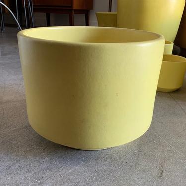 C-12 Yellow planter by Gainey Ceramics