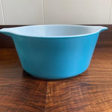 Vintage Pyrex Nesting Cinderella Bowl Horizon Blue Blue and White Casserole 474-B 1.5QT-- no lid 