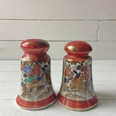 Vintage Japanese Salt And Pepper Shakers, Burnt Red, Flowers And Birds Salt And Pepper Shakers | Asian, Boho, Eclectic Kitchen Decor, Gift 