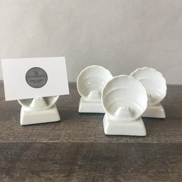 Shell Place Card Holders, White Porcelain Shells, set of 4 | nautical place card holders, white scallop, sea shell decor, placecard holder 