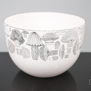Finel Enamel Bowl with Mushroom Design