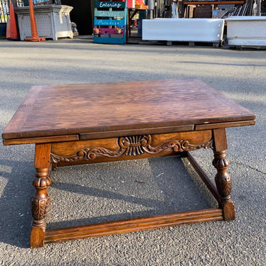Extendable Coffee Table w/Carved Details