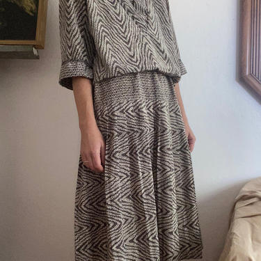 vintage 1980s print dress with pleated skirt size large 