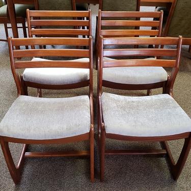 Item #DMC09 Set of Four Mid Century Modern Teak Dining Chairs C.1960