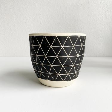 6&quot; Pot/Planter-Black White Triangles