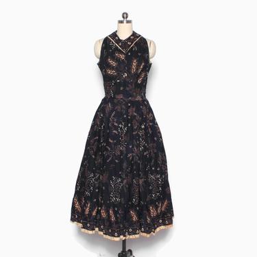 Vintage 60s African Textile Dress / 1960s Batik Print Cotton Full Skirt Day Dress 
