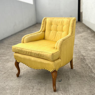 Yellow Morais Tufted Silk Chair