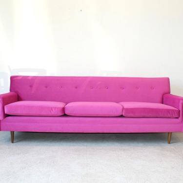 1960’s Pink Fuchsia Vintage Sofa 