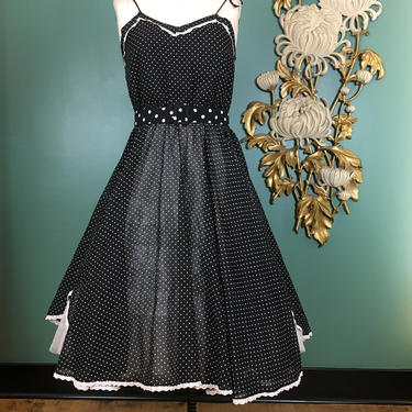 1970s sundress, Candi jones, vintage 70s dress, black and white, Swiss dot dress, fit and flare, tie shoulders, small medium, polka dot 