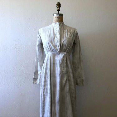 Antique cotton print dress . vintage work dress 