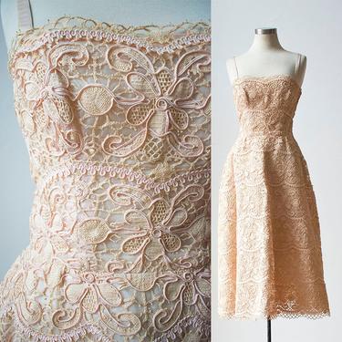 1950s Lace Party Dress / Pink Embroidered Dress / Vintage Party Dress / Pink Fem Dress / 1950s Tea Length Dress 