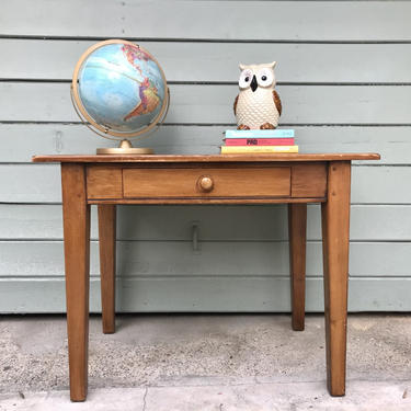 VINTAGE Desk or Table with Drawer (Los Angeles) 