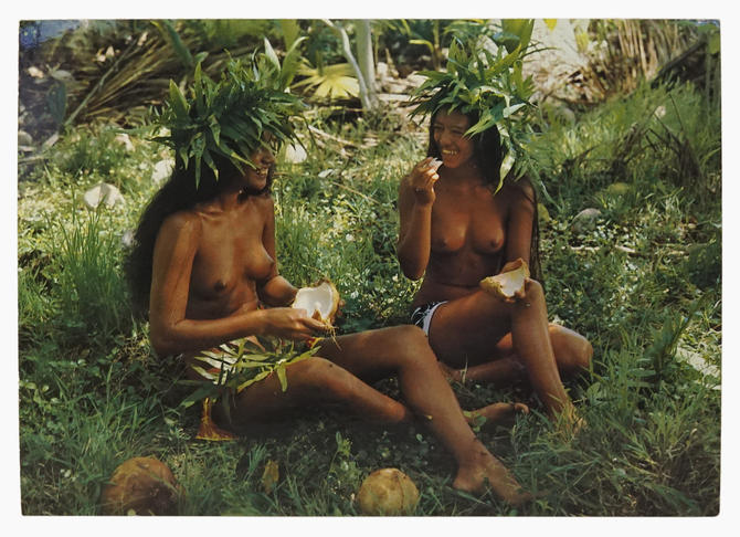 Tahiti nude women