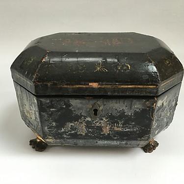 French Chinoiserie Chinese Export Lacquered and Gilt Tea Caddy, French Tea Caddy, Antique Tea Caddy 