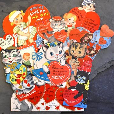 Set of 10 USED Cat Lovers Vintage Valentines Day Cards - Kittens and Love! - Previously Signed Valentines - 2 Cards with Movement 