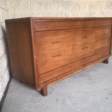 #505: Mid Century Dresser, 10 drawers