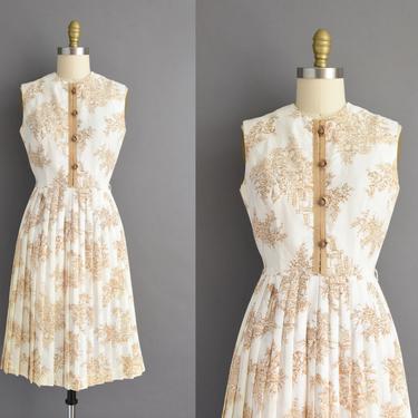 1960s vintage dress | Sue Brett Novelty Print White & Brown Accordion Pleat Summer Dress | Small | 60s dress 