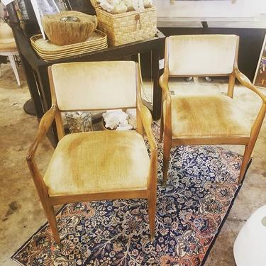                   Pair of Mid Century Arm Chairs. $500
