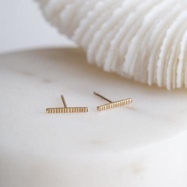 14KT Indent Stud Earrings