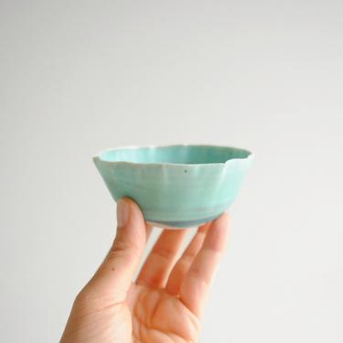 Vintage Handmade Turquoise Blue Pottery Bowl with a Wavy Rim, Studio Pottery Dish, Ring Dish 