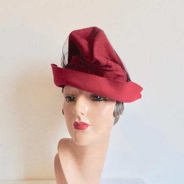 Vintage 1940's Red Felt Tilt Topper Hat Black Veil WW2 Era 40's Millinery Rockabilly New York Creation Size 22 