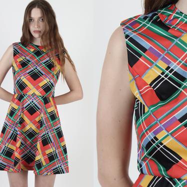 1970s Geometric Striped Dress / Vintage 70s Colorful Striped Dress / Minimalist Disco Party A Line Mini / Bright Color Futuristic Dress 
