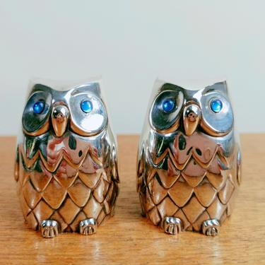 Vintage Silverplate Owl Salt and pepper Shakers | Silver Owls Blue Eyes | Made in Hong Kong 