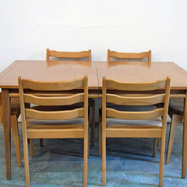 Circa 1960 Mid Century Dining Table With Six Chairs