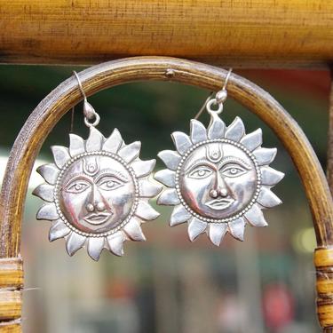 Vintage Sterling Silver Sun Face Dangle Earrings, Embossed Silver Sun Earrings, Celestial Silver Fish Hook Earrings, Sun God Drop Earrings 
