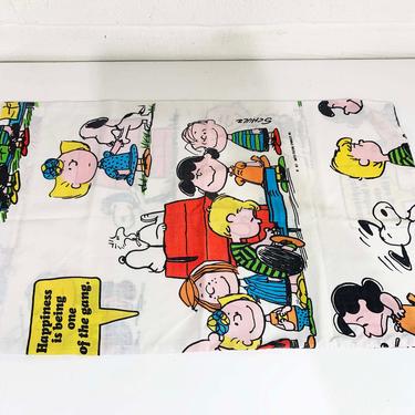 Vintage Peanuts Pillowcase 1971 1970s 70s Snoopy Charlie Brown Rainbow Home Kid Children Nursery Room Decor Mid Century Retro Cartoon 
