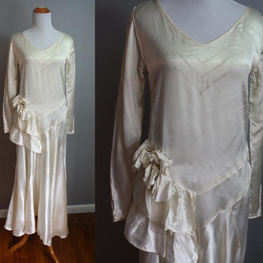1920's Wedding Gown //  Ivory Silk Satin // XS 