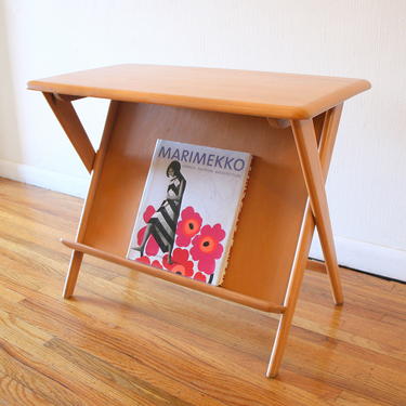 Mid Century Modern Table with Magazine Rack by Heywood Wakefield