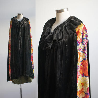 Antique Velvet Cape / Edwardian Opera Cape / 1920s Flapper Cape / Black and Floral Gothic Cloak / True Antique Clothing / Antique Cape Small 
