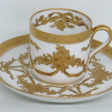 Spode Copeland Plummer NY White Gold Demitasse Espresso Cup and Saucer 1915B