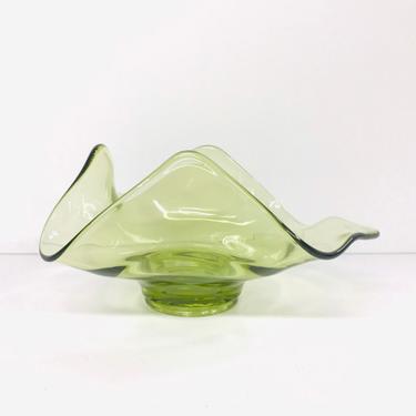 Vintage Mid Century/ Viking/ Handkerchief/ Green/ Art/ Stretch Glass/ Candy Dish/ Bowl/ FREE SHIPPING 