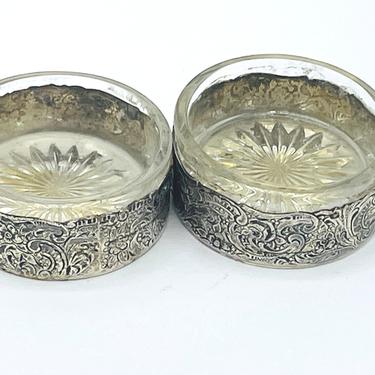Pair of Open Salt Cellar Antique Silver Plate Glass Insert Starburst  Design Dip Open Dish Ornate Scroll Design 