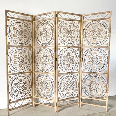 Vintage Boho Modern Decorative Screen With Shell Details 