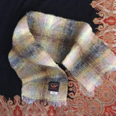 vintage 1950s mohair scarf - golden yellow plaid tartan scarf / Creagaran, Scottish mohair wool scarf / vintage 50s pastel mohair scarf 