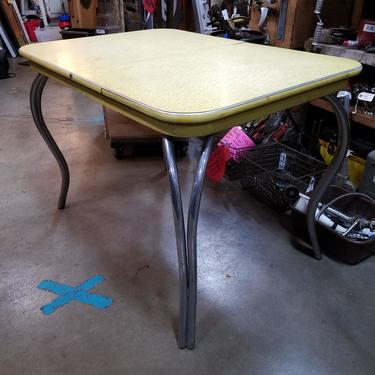 Mid Century Formica Top Table With Chrome Legs  And Removable Leaf