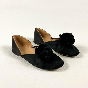1920s / 1930s Black Satin Slippers with Pom Poms / Puffs / Puff Balls / House Shoes / Bed Shoes / Size 8 / Antique / Boudoir / Flapper / 