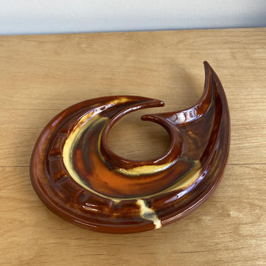 Mid century maroon ceramic ashtray dish 