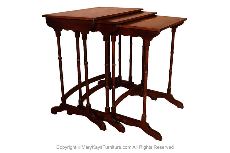 Federal Style Mahogany Satinwood Nesting Tables 
