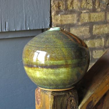 Vintage Studio Pottery From the Jane Addams Hull House Lakeview Ceramics Studio - Green Pearl Glaze - Chicago - Ceramic Vase - Weed Pot 