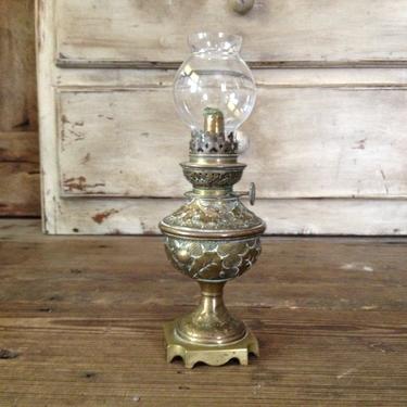 French Brass Paraffin Oil Lamp Lampe Thistle French Brevete SGDG 