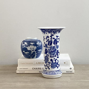 Blue White Ceramic Chinese Flower Vase Chinoiserie Decor 